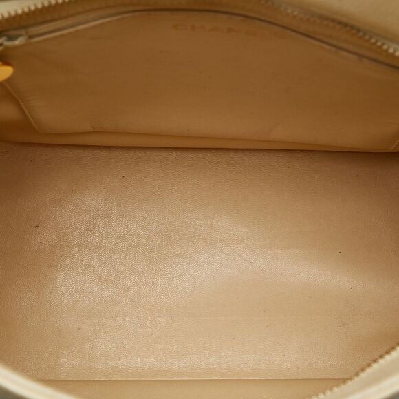 Pre Loved Chanel Caviar Medallion Tote - Picture 5 of 15